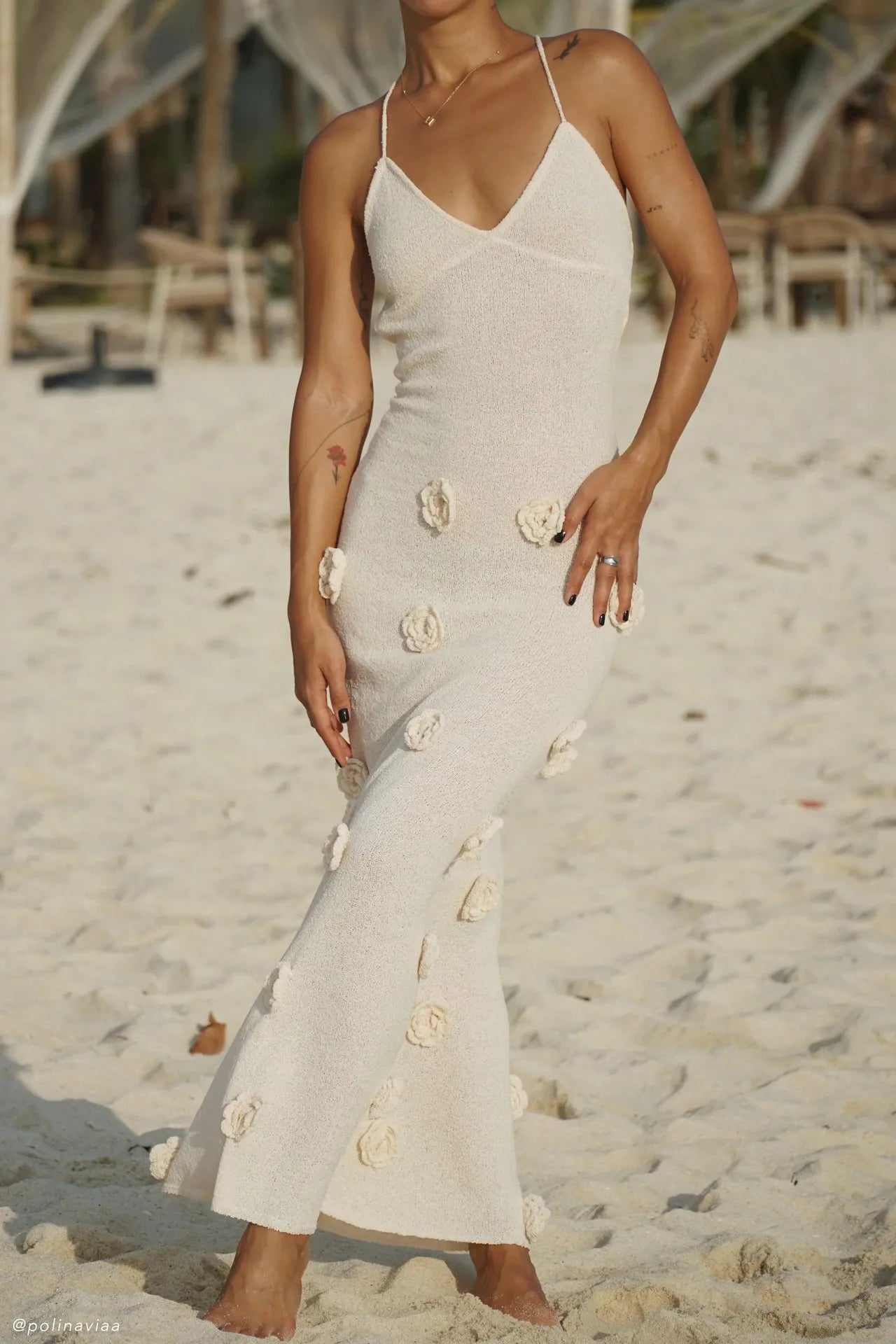 European-Inspired Backless Knit Dress β 3D Floral Elegance for Summer Nights
